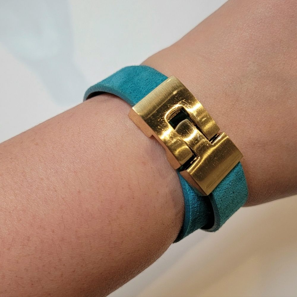 Double Jigsaw BRACELET WRAP LEIGHELENA  Teal Suede Leather w/Gold Tone Buckle